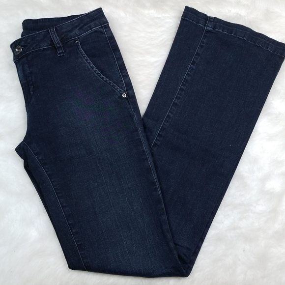 bcbgmaxazria jeans